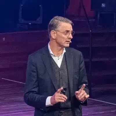 Dr. Martijn Dekker